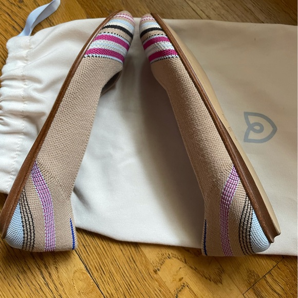 Like New Rothy’s The Merino Flat 6.5 - Picture 4 of 8